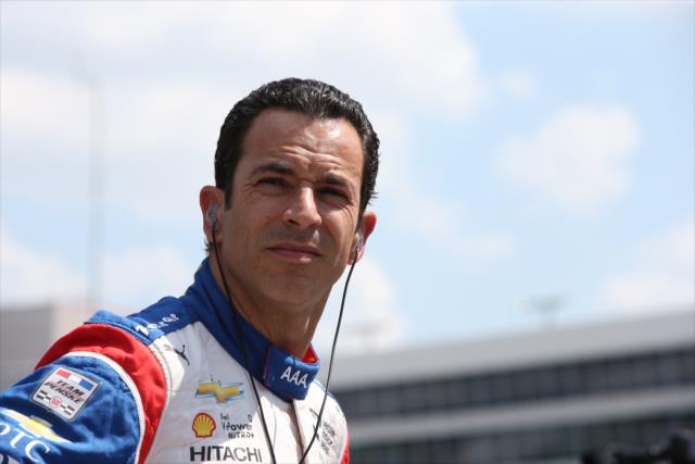 Helio Castroneves watches from pit lane during qualifications for the Firestone 600 at Texas Motor Speedway -- Photo by: Chris Jones