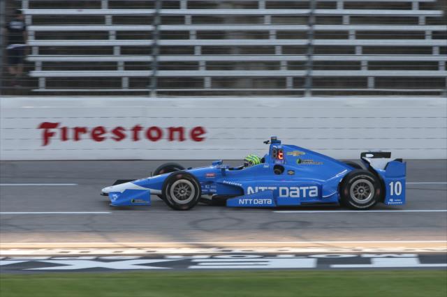 Tony Kanaan on course during the evening practice for the Firestone 600 at Texas Motor Speedway -- Photo by: Chris Jones