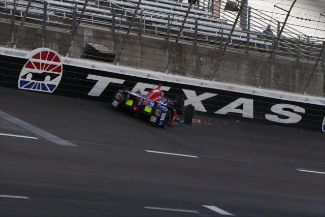 Alexander Rossi makes contact with the Turn 4 wall during the Rainguard Water Sealers 600 at Texas Motor Speedway -- Photo by: Chris Jones