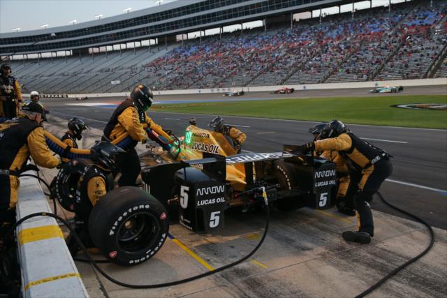 James Hinchcliffe comes in for tires and fuel on pit lane during the Rainguard Water Sealers 600 at Texas Motor Speedway -- Photo by: Chris Jones