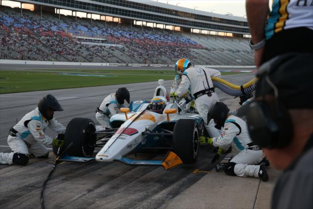 Gabby Chaves comes in for tires and fuel on pit lane during the DXC Technology 600 at Texas Motor Speedway -- Photo by: Chris Jones