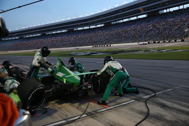 Spencer Pigot comes in for tires and fuel on pit lane during the DXC Technology 600 at Texas Motor Speedway -- Photo by: Chris Jones