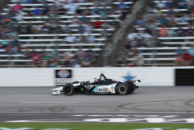 Graham Rahal races down the frontstretch during the DXC Technology 600 at Texas Motor Speedway -- Photo by: Chris Jones