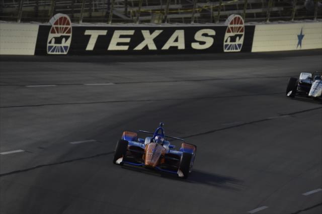 Scott Dixon dives into Turn 1 during the DXC Technology 600 at Texas Motor Speedway -- Photo by: Chris Owens