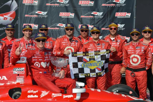 Scott Dixon celebrates with his team after winning Race 2 of the Honda Indy Toronto -- Photo by: John Cote