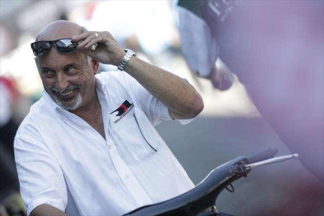 Bobby Rahal has a smile with the fans -- Photo by: Shawn Gritzmacher