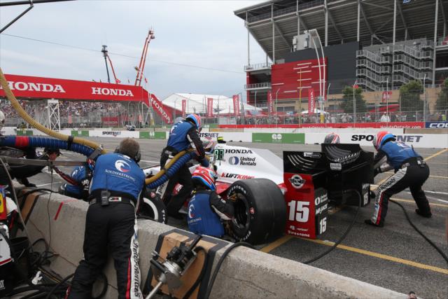 Graham Rahal comes in for tires and fuel on pit lane during the Honda Indy Toronto -- Photo by: Joe Skibinski