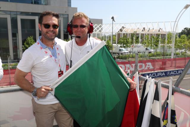Actor Jason Priestly ready to waive the green flag to start the Honda Indy Toronto -- Photo by: Chris Jones