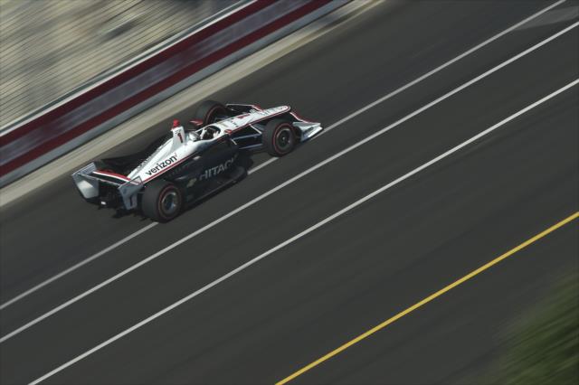 Josef Newgarden streaks down the frontstretch during the Honda Indy Toronto -- Photo by: Chris Owens
