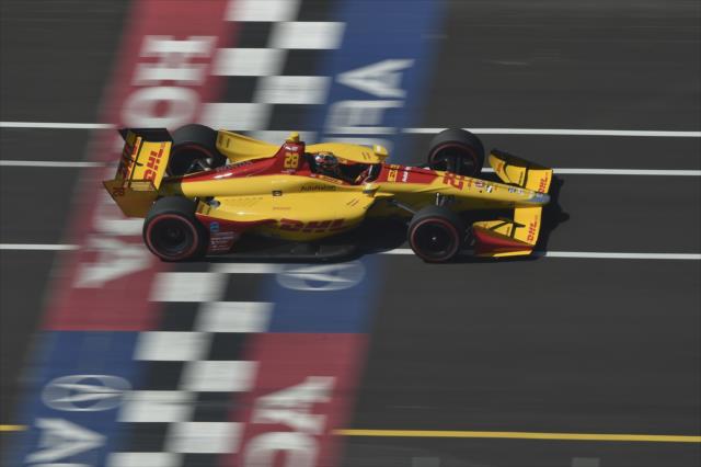 Ryan Hunter-Reay streaks across the start-finish line during the Honda Indy Toronto -- Photo by: Chris Owens