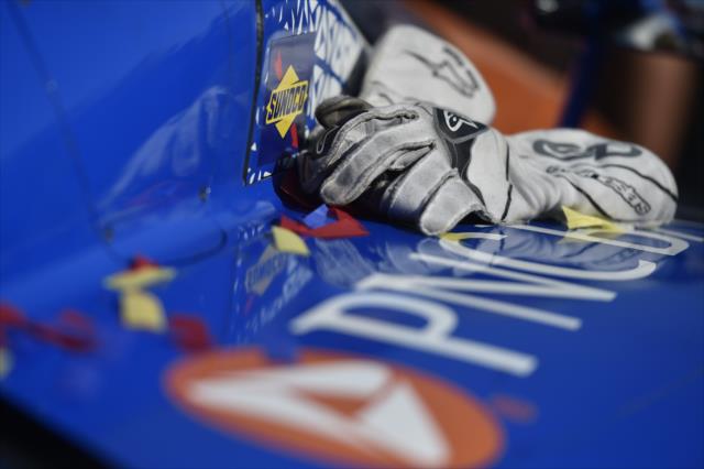 The gloves of Scott Dixon on his No. 9 PNC Bank Honda in Victory Circle after winning the Honda Indy Toronto -- Photo by: Chris Owens