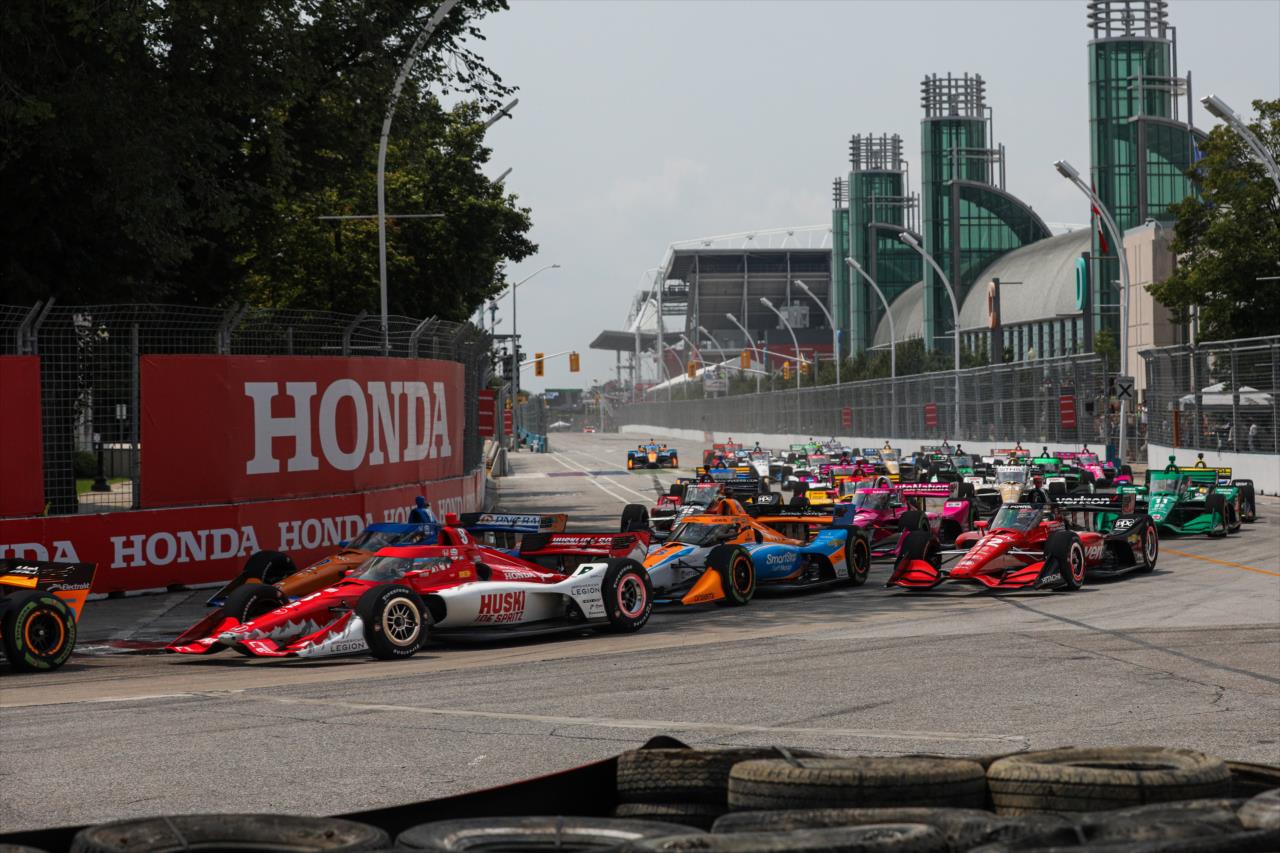 Honda Indy Toronto opening lap - By: Travis Hinkle -- Photo by: Travis Hinkle