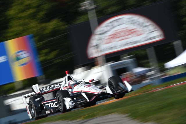 Helio Castroneves rolls through the Inner Loop toward Turn 5 during the INDYCAR Grand Prix at The Glen from Watkins Glen International -- Photo by: Chris Owens