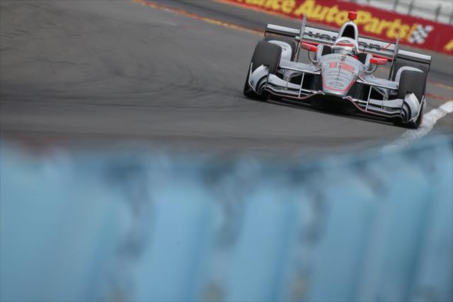 Will Power sets up for Turn 11 during qualifications for the INDYCAR Grand Prix at The Glen -- Photo by: Joe Skibinski
