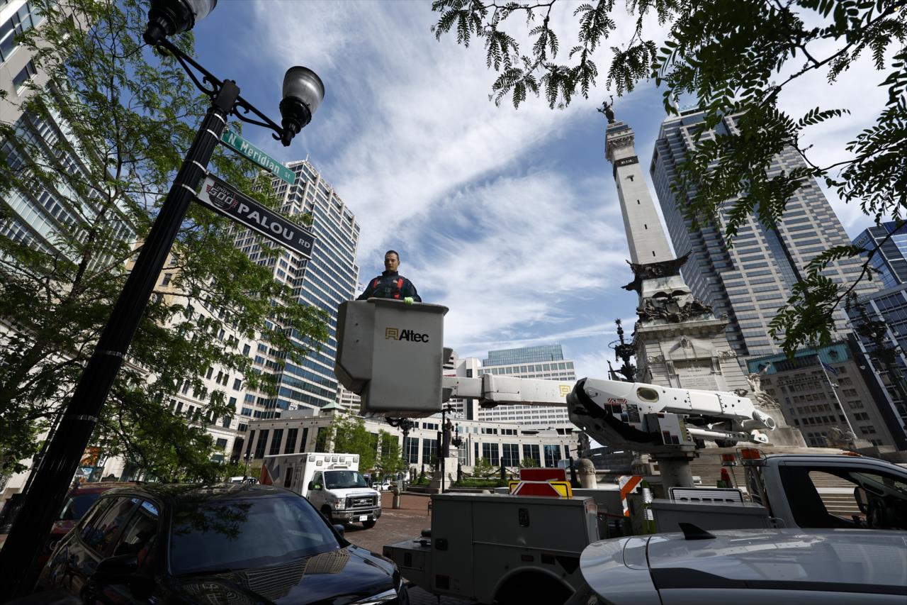 Alex Palou - Indianapolis 500 Street Sign Install - By: Chris Jones -- Photo by: Chris Jones